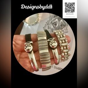 Jewelry bracelets cuff